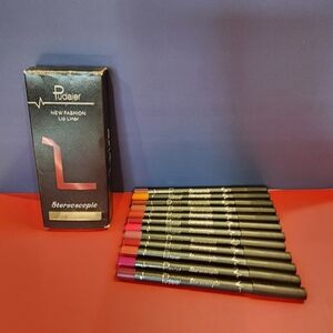 LIP LINER - PLEASE READ